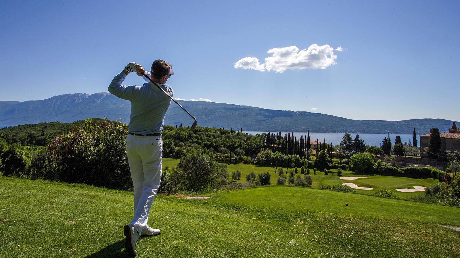 giocare a golf sul Lago di Garda